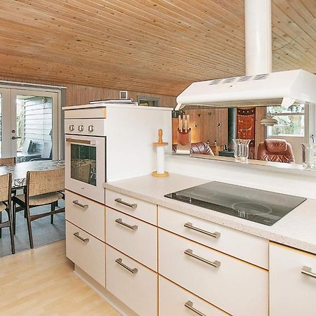 8 Person Holiday Home In Hesselager 外观 照片