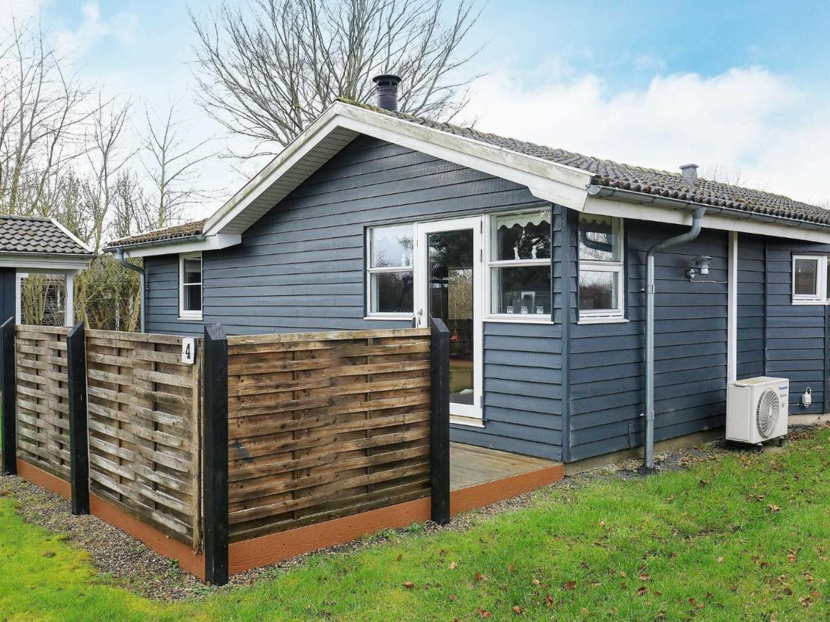 8 Person Holiday Home In Hesselager 外观 照片